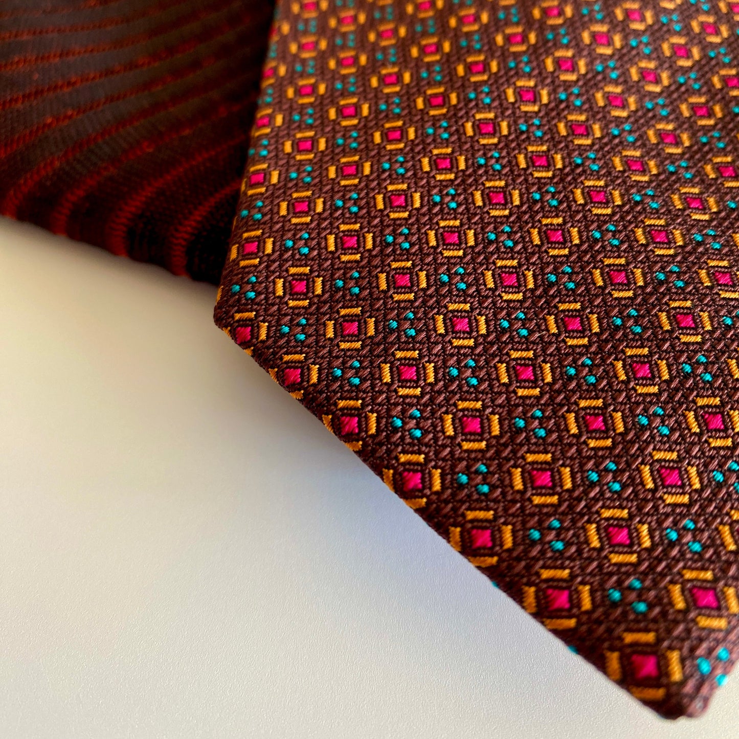 Brown Sinatra Tie